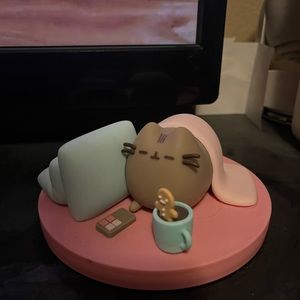 Pusheen Box Exclusive Winter Sleeping Vinyl